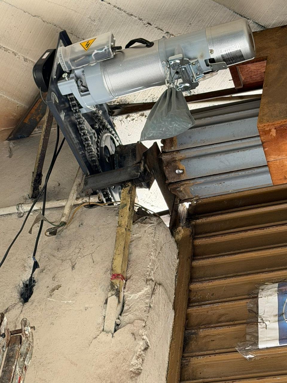 Automatización de cortinas Ferrero 1